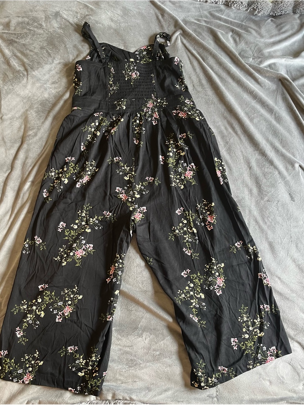 Torrid Floral Wide-Leg Jumpsuit in Black size 1 - Picture 2 of 7